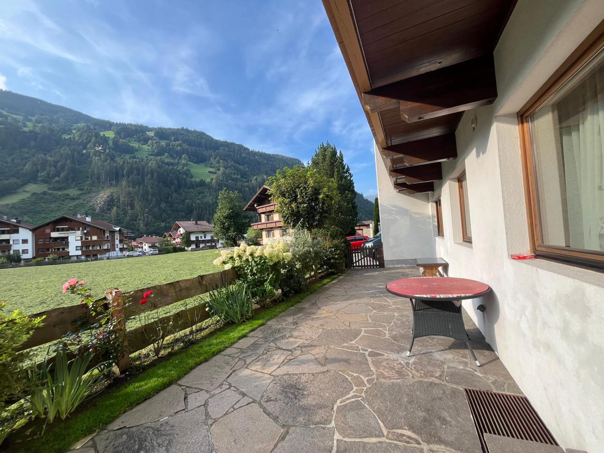 Zell Views Apartments Zell am Ziller Exterior foto