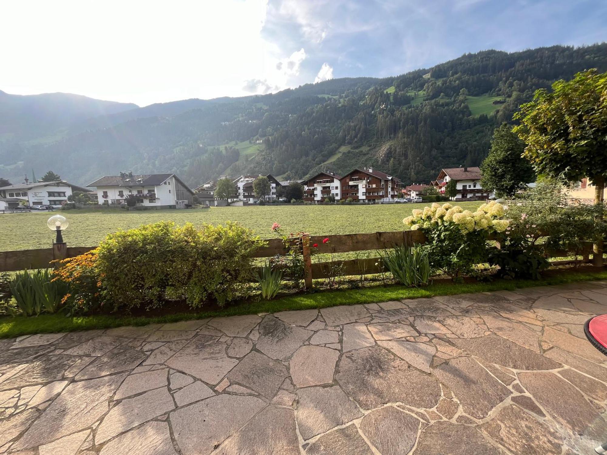 Zell Views Apartments Zell am Ziller Exterior foto