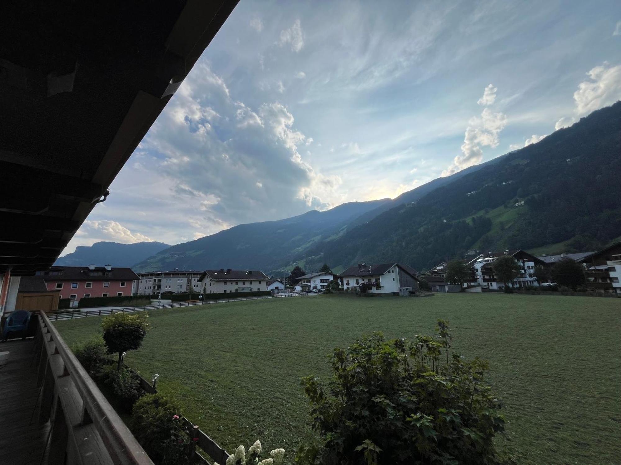 Zell Views Apartments Zell am Ziller Exterior foto