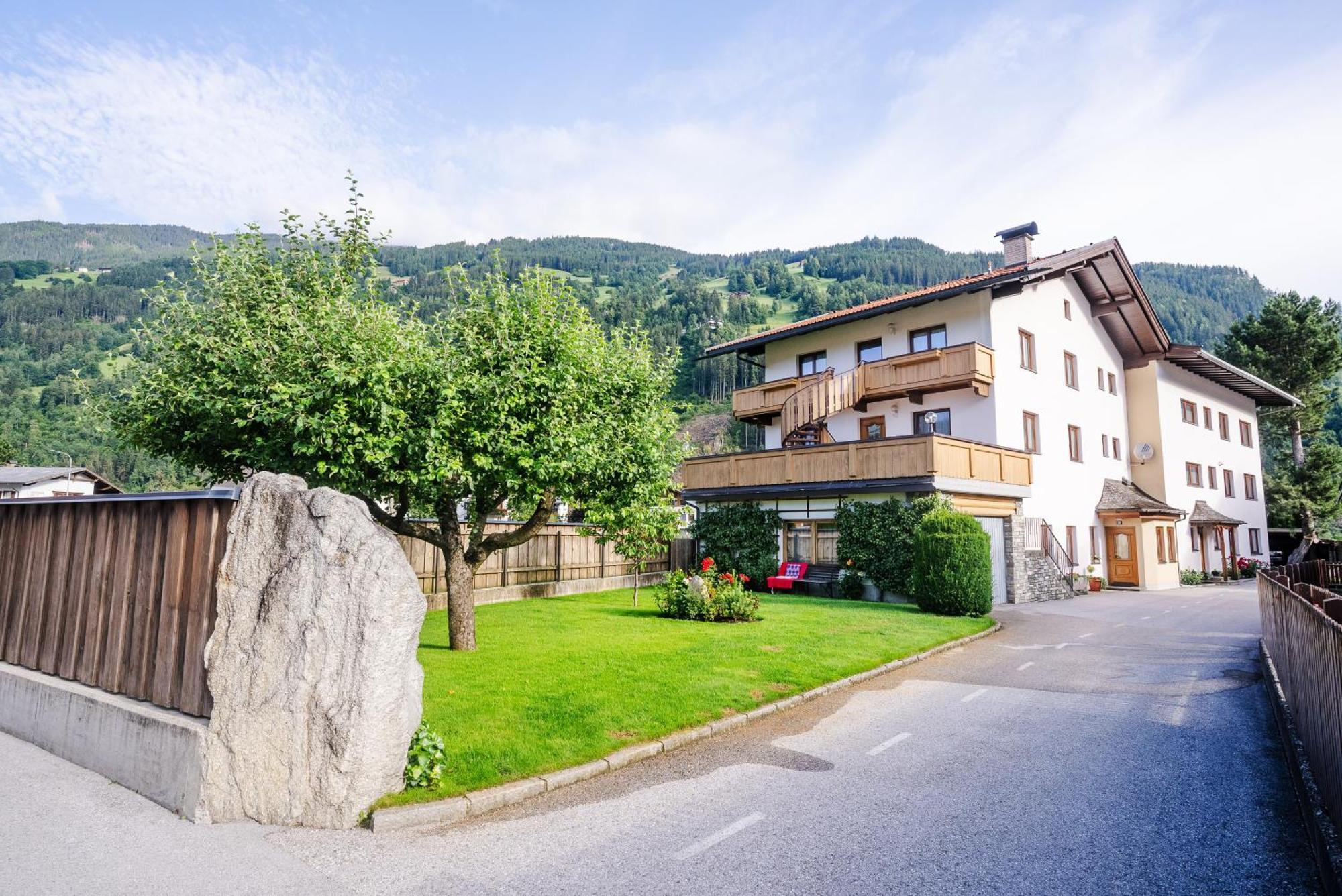 Zell Views Apartments Zell am Ziller Exterior foto